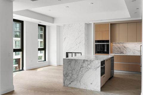 Photo 3 at Suite 411 - 2 Forest Hill Road, Casa Loma, Toronto