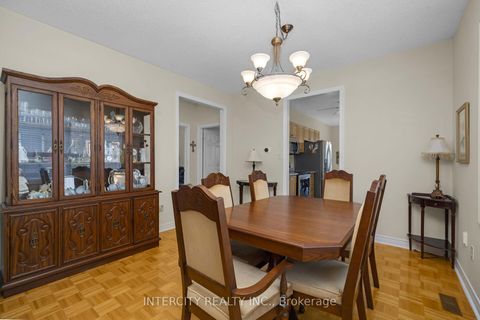 Photo 6 at 100 Lio Avenue, Sonoma Heights, Vaughan