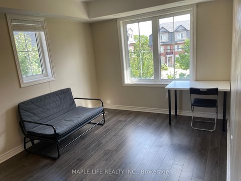 Photo 5 at 8 - 12 EATON PARK Lane E, L'Amoreaux, Toronto
