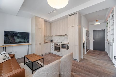 Photo 7 at 1201 - 10 Honeycrisp Crescent, Vaughan Corporate Centre, Vaughan