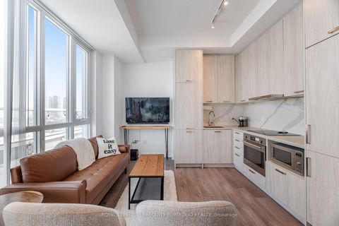 Photo 8 at 1201 - 10 Honeycrisp Crescent, Vaughan Corporate Centre, Vaughan