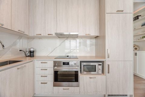 Photo 14 at 1201 - 10 Honeycrisp Crescent, Vaughan Corporate Centre, Vaughan