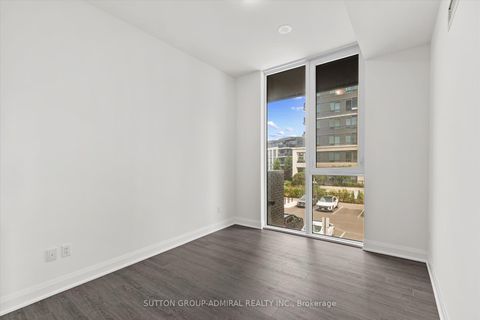 Photo 6 at 202 - 20 Gatineau Drive, Beverley Glen, Vaughan