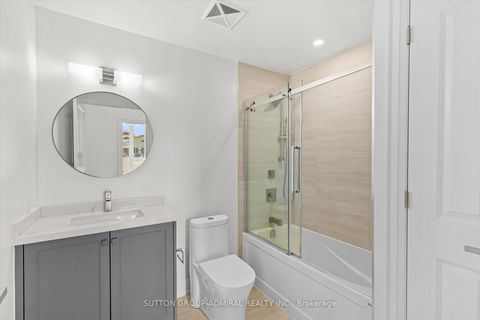 Photo 7 at 202 - 20 Gatineau Drive, Beverley Glen, Vaughan Photo 7 at 202 - 20 Gatineau Drive, Beverley Glen, Vaughan