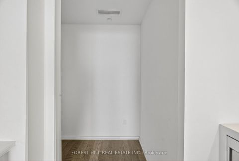 Photo 2 at 1241 - 8 Hillsdale Avenue E, Eglinton, Toronto