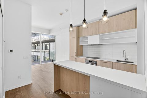 Photo 4 at 1241 - 8 Hillsdale Avenue E, Eglinton, Toronto