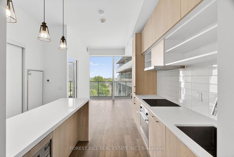 Photo 9 at 1241 - 8 Hillsdale Avenue E, Eglinton, Toronto