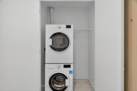Photo 20 at 1241 - 8 Hillsdale Avenue E, Eglinton, Toronto