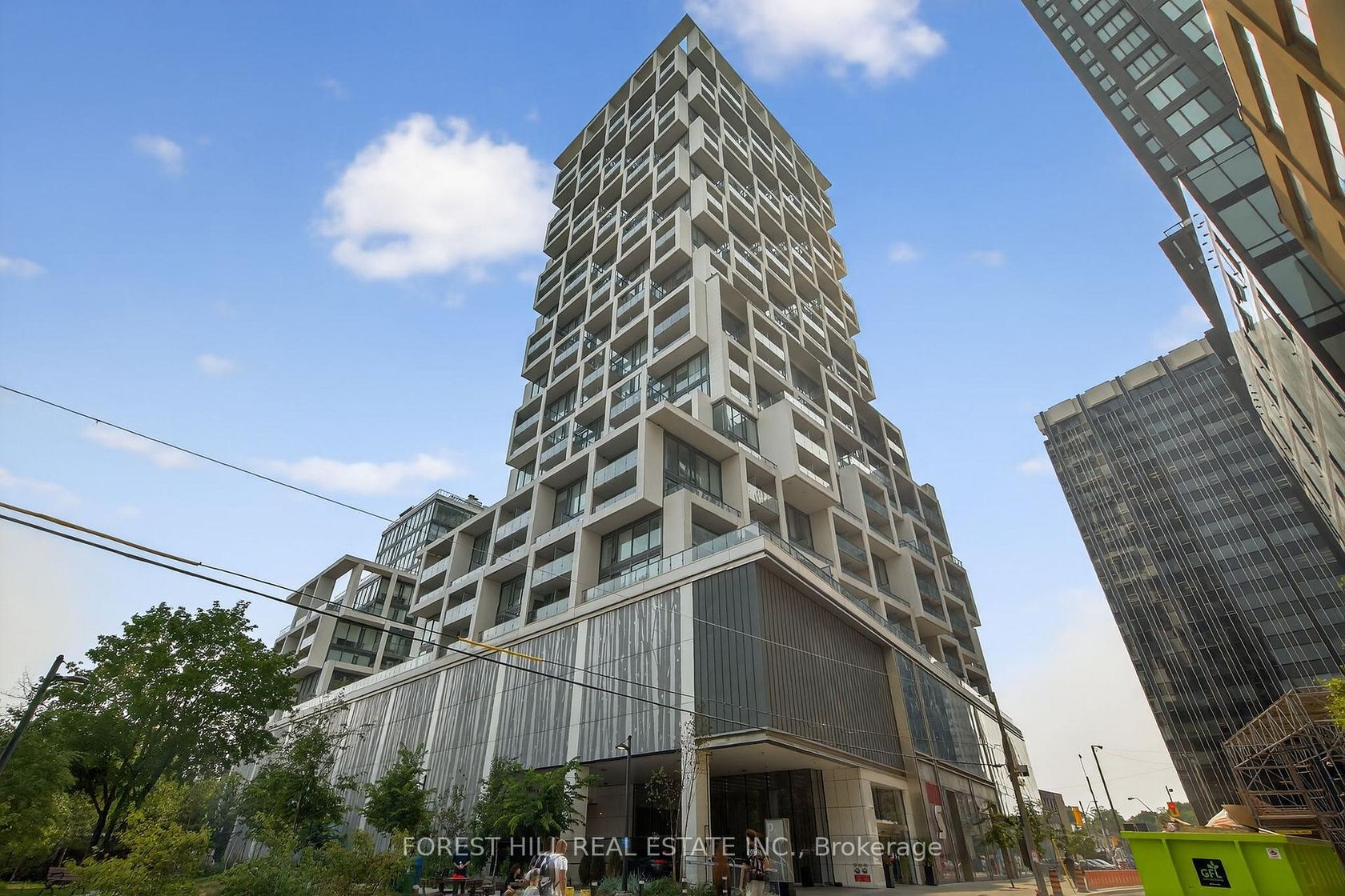 1241 - 8 Hillsdale Avenue E, Eglinton, Toronto by Loree Meneguzzi Real Estate 1241 - 8 Hillsdale Avenue E, Eglinton, Toronto