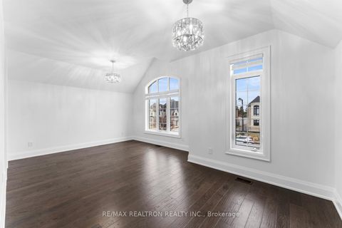 Photo 39 at 62 Endless Circle, Kleinburg, Vaughan
