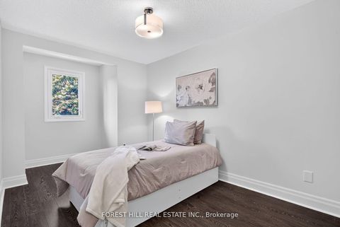 Photo 14 at 48 Beaumont Place, Uplands, Vaughan