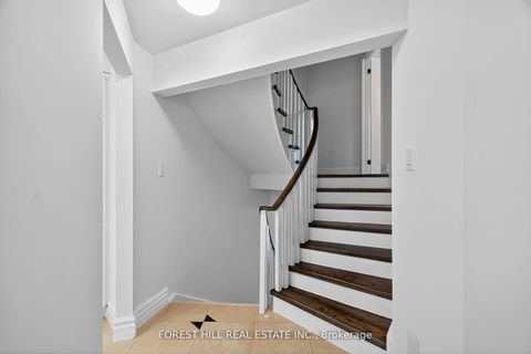 Photo 19 at 48 Beaumont Place, Uplands, Vaughan