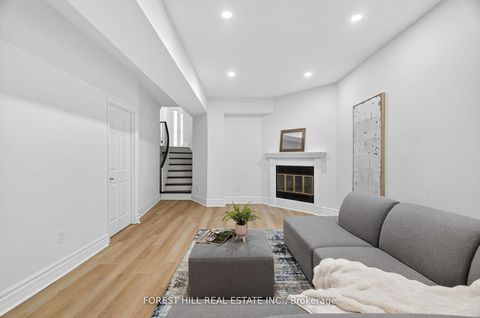 Photo 21 at 48 Beaumont Place, Uplands, Vaughan