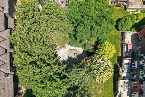 Photo 33 at 48 Beaumont Place, Uplands, Vaughan