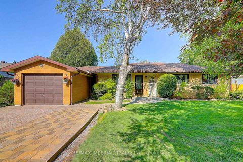 Photo 0 at 98 Belfry Drive, Leslie Valley, Newmarket
