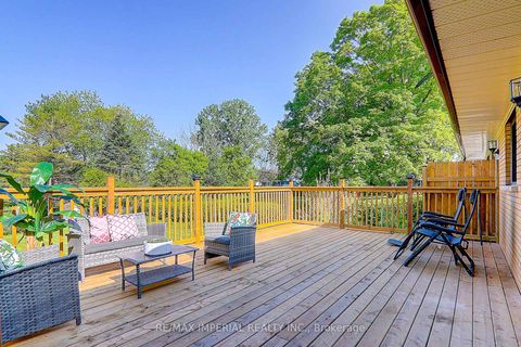 Photo 2 at 98 Belfry Drive, Leslie Valley, Newmarket