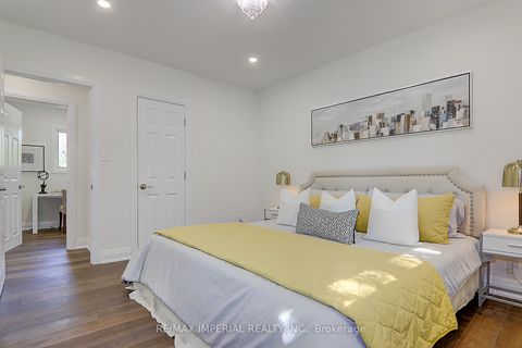 Photo 20 at 98 Belfry Drive, Leslie Valley, Newmarket