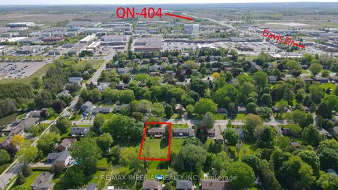 Photo 39 at 98 Belfry Drive, Leslie Valley, Newmarket