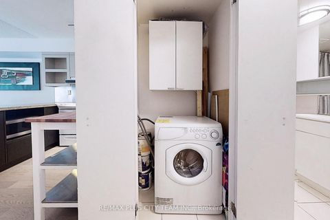 Photo 18 at 308 - 111 Elizabeth Street, Bay Street Corridor, Toronto