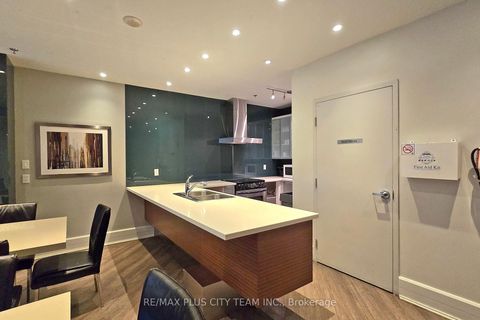 Photo 40 at 308 - 111 Elizabeth Street, Bay Street Corridor, Toronto