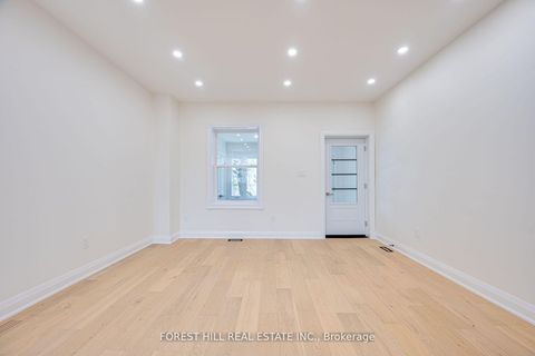 Photo 4 at 123 Laughton Avenue, Pellam Park, Toronto