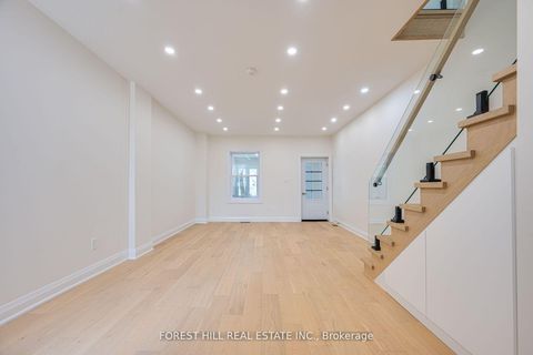 Photo 6 at 123 Laughton Avenue, Pellam Park, Toronto
