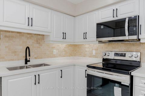 Photo 23 at 25 - 47 Hays Boulevard, RO River Oaks, Oakville