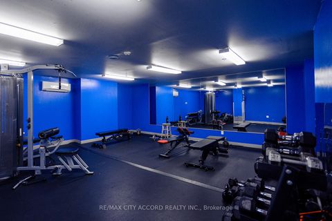 Photo 11 at 720 - 816 Lansdowne Avenue, Junction, Toronto