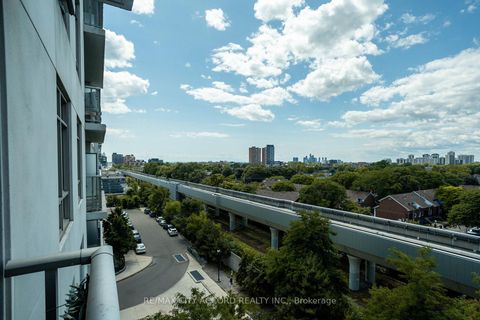 Photo 14 at 720 - 816 Lansdowne Avenue, Junction, Toronto