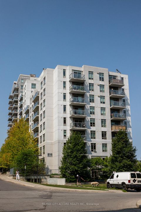 Photo 16 at 720 - 816 Lansdowne Avenue, Junction, Toronto