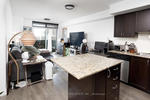 Photo 24 at 720 - 816 Lansdowne Avenue, Junction, Toronto