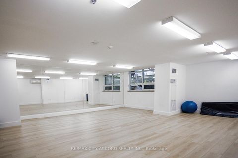 Photo 27 at 720 - 816 Lansdowne Avenue, Junction, Toronto