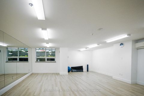 Photo 29 at 720 - 816 Lansdowne Avenue, Junction, Toronto