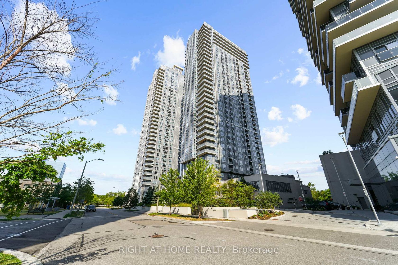 1501 - 255 Village Green Square, Malvern West, Toronto 