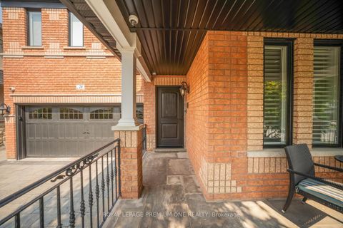 Photo 4 at 28 Johnswood Crescent, Vellore Village, Vaughan