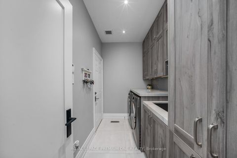 Photo 23 at 28 Johnswood Crescent, Vellore Village, Vaughan