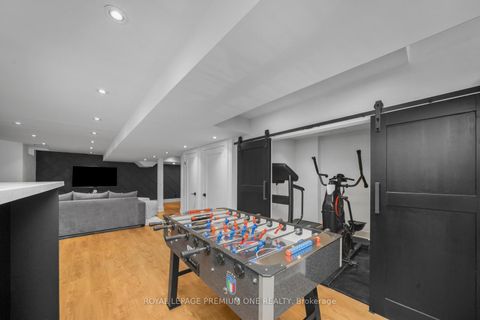 Photo 39 at 28 Johnswood Crescent, Vellore Village, Vaughan
