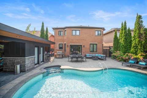 Photo 41 at 28 Johnswood Crescent, Vellore Village, Vaughan