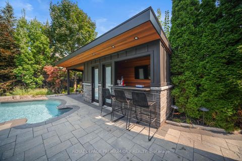 Photo 44 at 28 Johnswood Crescent, Vellore Village, Vaughan