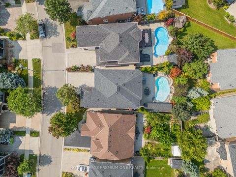 Photo 49 at 28 Johnswood Crescent, Vellore Village, Vaughan