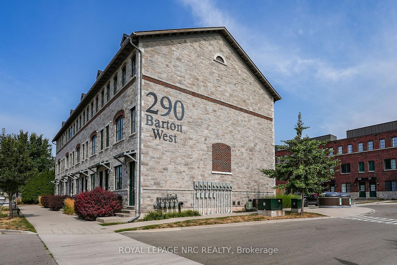 30 - 290 Barton Street W, Strathcona, Hamilton 2