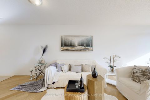 Photo 11 at 1014 - 2 Rean Drive, Bayview Village, Toronto