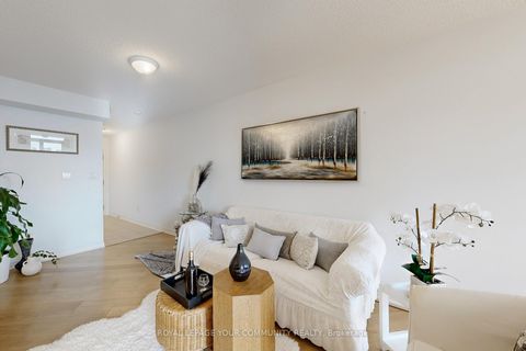 Photo 12 at 1014 - 2 Rean Drive, Bayview Village, Toronto