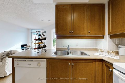 Photo 15 at 1014 - 2 Rean Drive, Bayview Village, Toronto