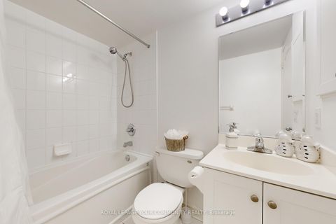 Photo 29 at 1014 - 2 Rean Drive, Bayview Village, Toronto