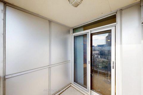 Photo 32 at 1014 - 2 Rean Drive, Bayview Village, Toronto