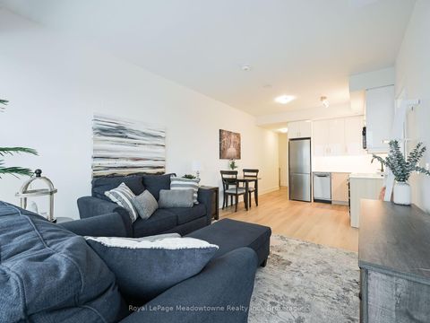 Photo 6 at 618 - 2343 KHALSA Gate, WM Westmount, Oakville