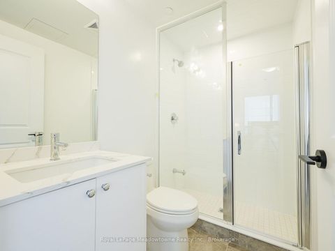 Photo 14 at 618 - 2343 KHALSA Gate, WM Westmount, Oakville