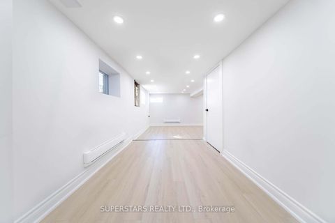Photo 18 at 14 Pinegrove Avenue, Cliffside, Toronto