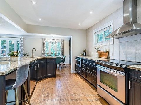 Photo 12 at 2406 Ventura Drive, WO West, Oakville